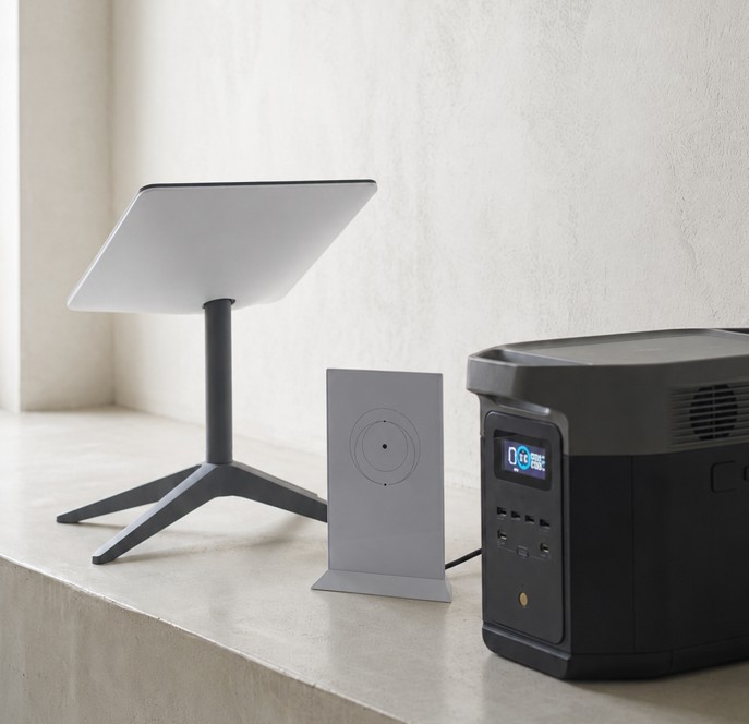 Starlink Internet + Solar Battery Combo